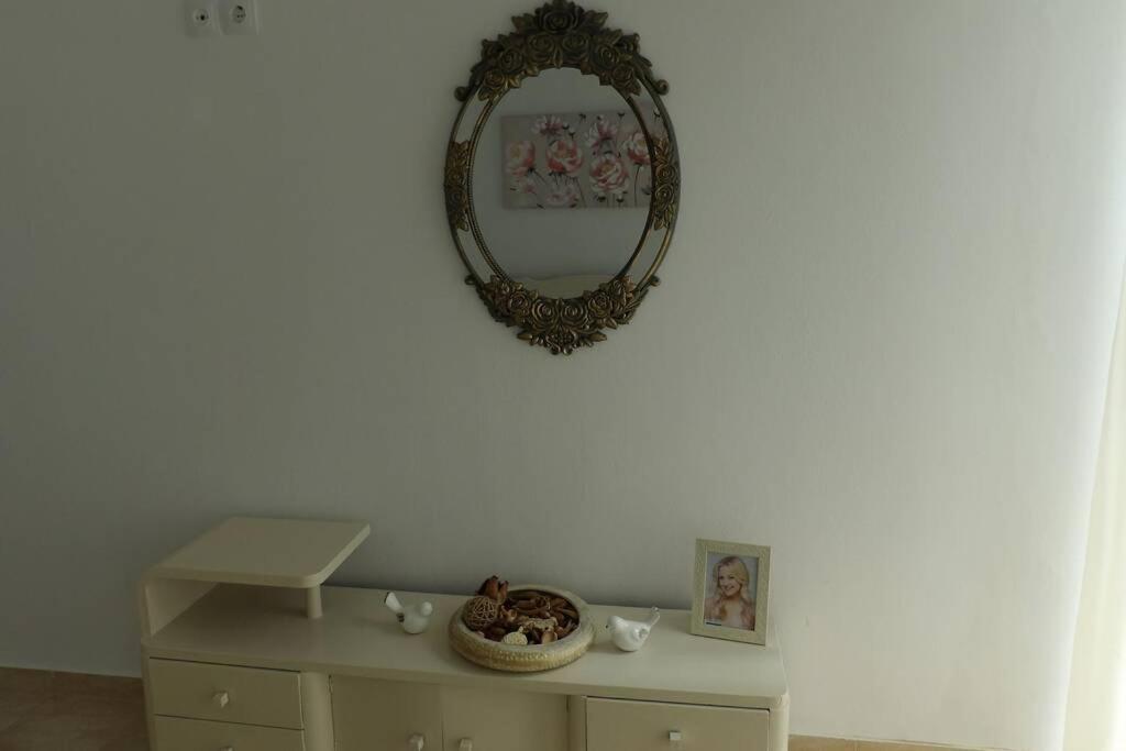 Kliklis Apartment Iraklion Buitenkant foto