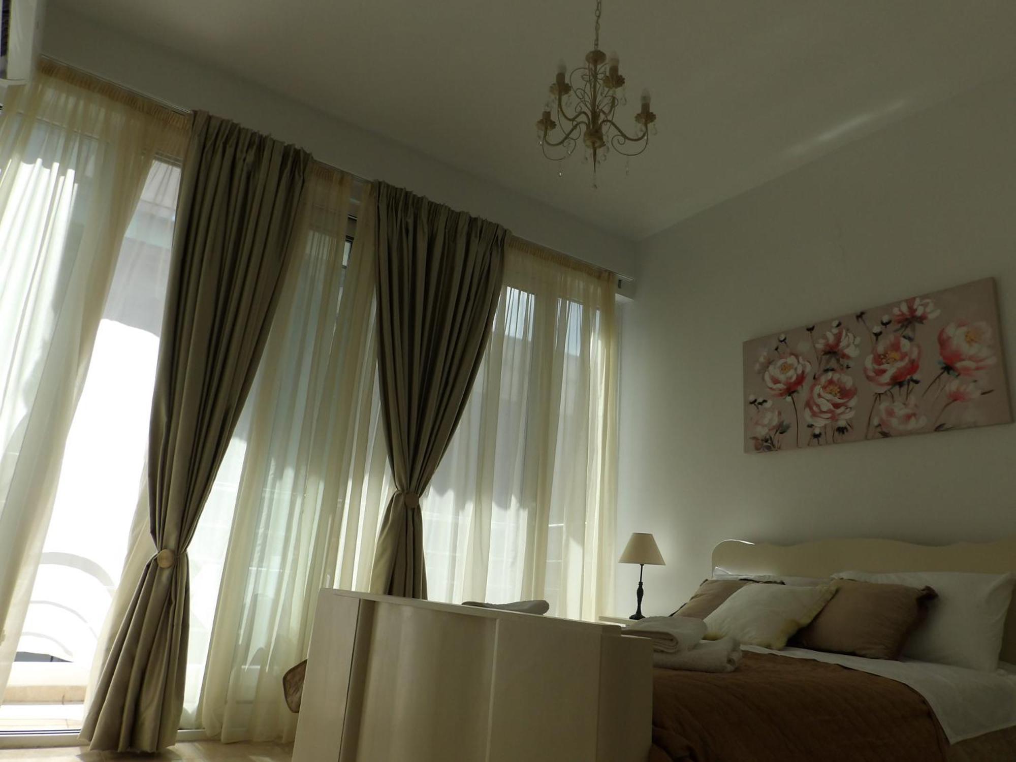 Kliklis Apartment Iraklion Buitenkant foto